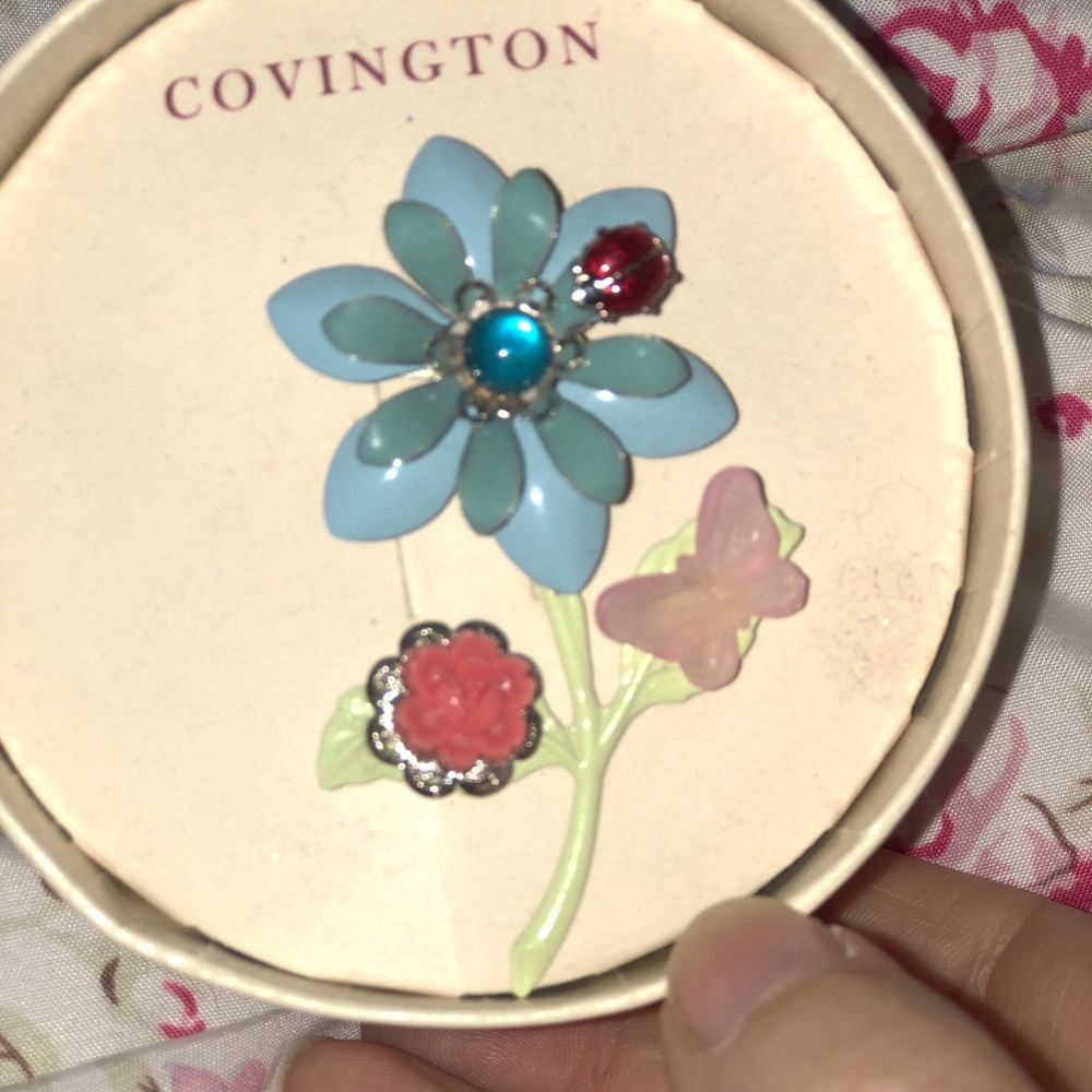 Blue brooch flower 🌸 pink butterfly 🦋 ladybug 🐞 - Picture 2 of 10